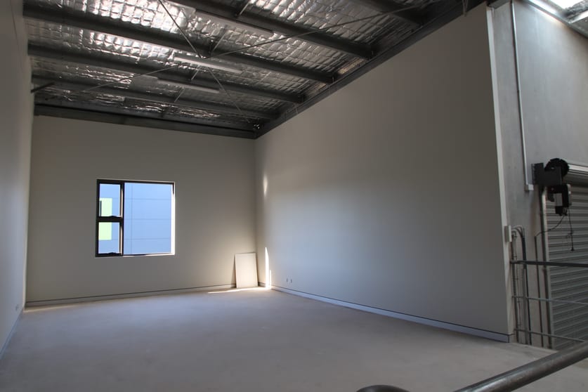 Click to view all images 10/10-12 Sylvester Avenue Unanderra NSW 2526 - Image 3