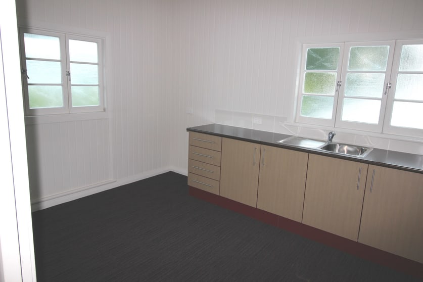 Click to view all images F4/75-77 Woodward Street Edge Hill QLD 4870 - Image 3