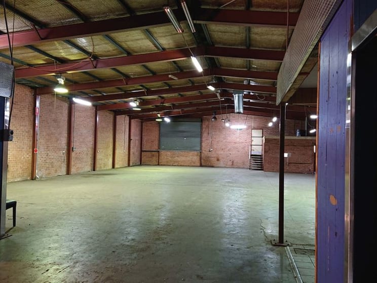 Click to view all images 17 Victoria Street Wollongong NSW 2500 - Image 3