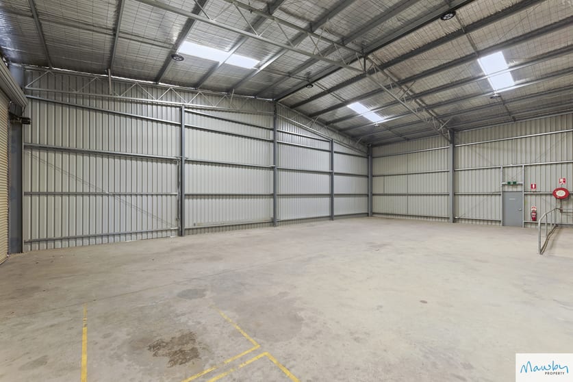 Click to view all images 15 Wellsford Drive East Bendigo VIC 3550 - Image 3