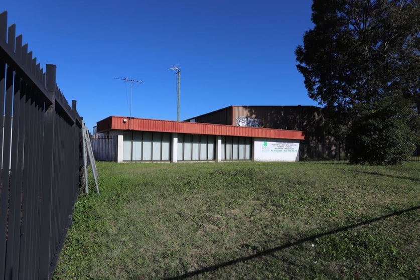 Click to view all images 139A Russell Street Emu Plains NSW 2750 - Image 3