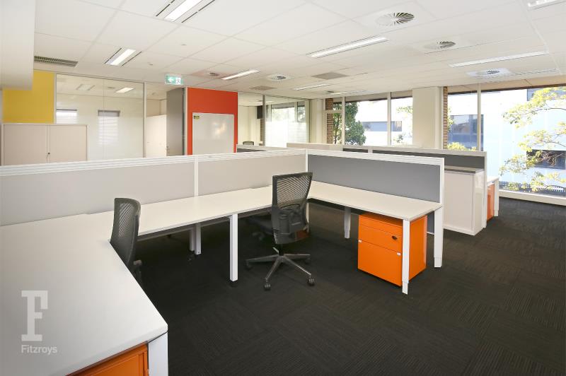 Click to view all images Suite 3/293 Royal Parade Parkville VIC 3052 - Image 3