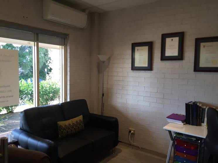 Click to view all images 2/33-35 Meroo Street Bomaderry NSW 2541 - Image 3