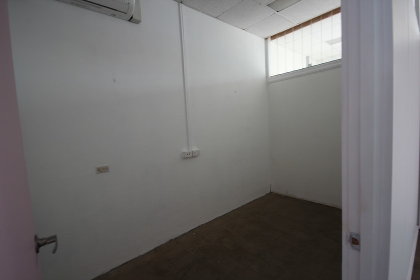Click to view all images 169 Charters Towers Road Hermit Park QLD 4812 - Image 2