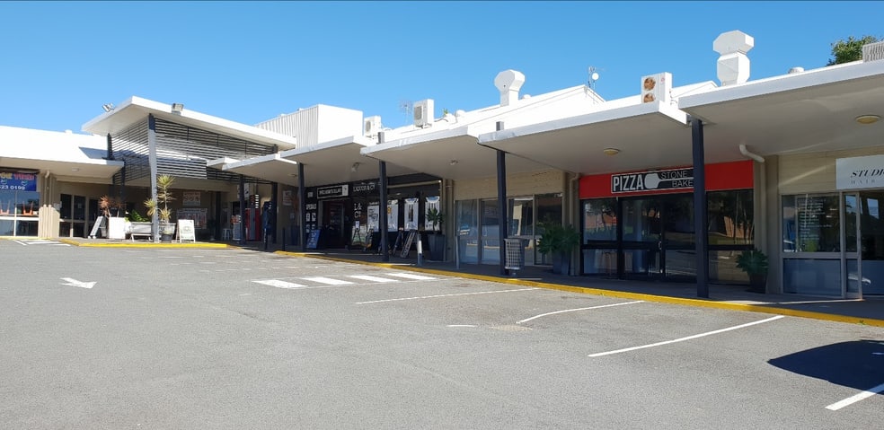 Click to view all images Shop 6/25 Amaroo Drive Tweed Heads South NSW 2486 - Image 2