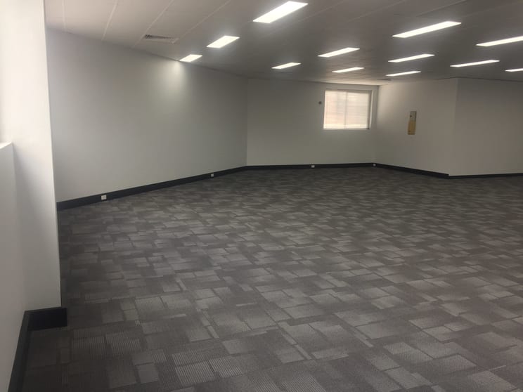 Click to view all images Unit 4, 252 Cambridge Street Wembley WA 6014 - Image 3