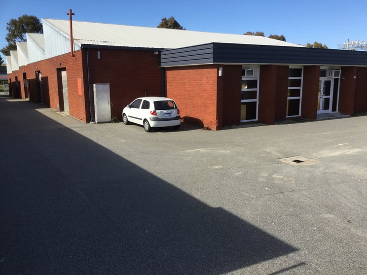 Click to view all images 5/69 Division Street Welshpool WA 6106 - Image 1