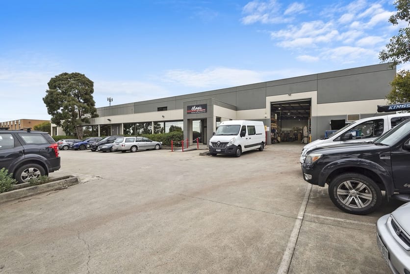 Click to view all images Unit 2/112-120 Browns Road Noble Park VIC 3174 - Image 2