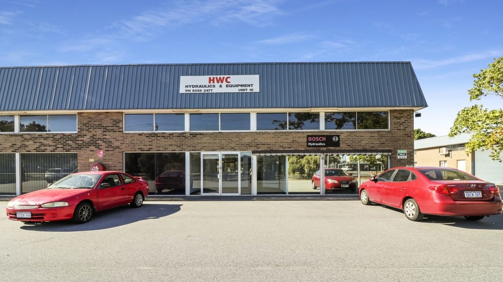Click to view all images 16/2-14 Sheffield Road Welshpool WA 6106 - Image 2