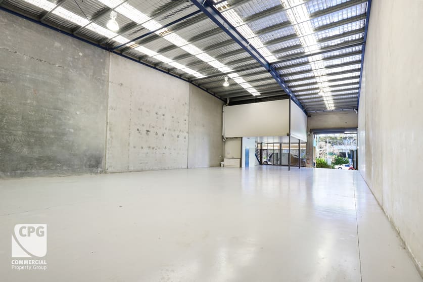 Click to view all images Unit 3/59-63 Cawarra Road Caringbah NSW 2229 - Image 3
