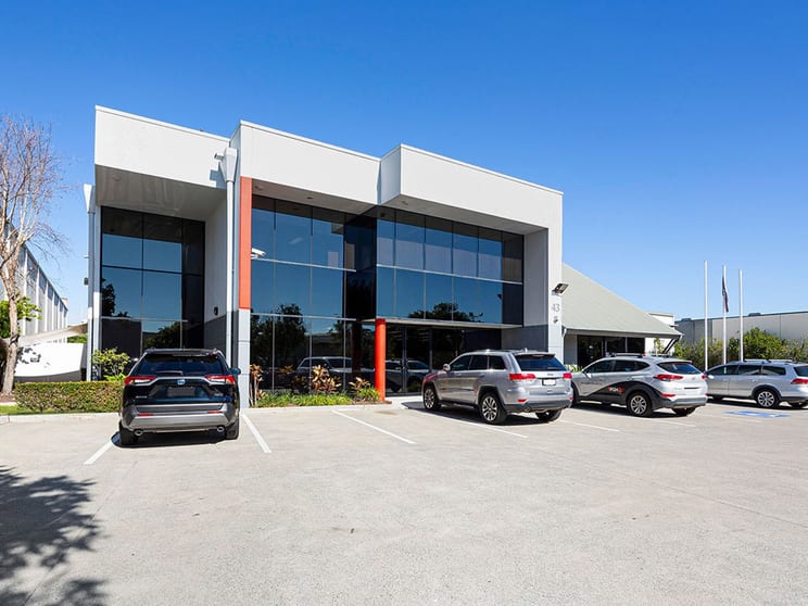 Click to view all images 43 Clinker Street Darra QLD 4076 - Image 2