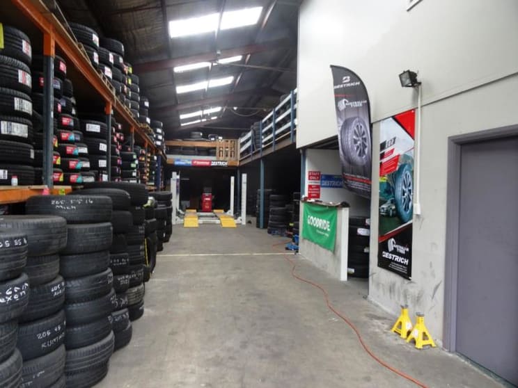 Click to view all images 41 Hoskins Avenue Bankstown NSW 2200 - Image 3