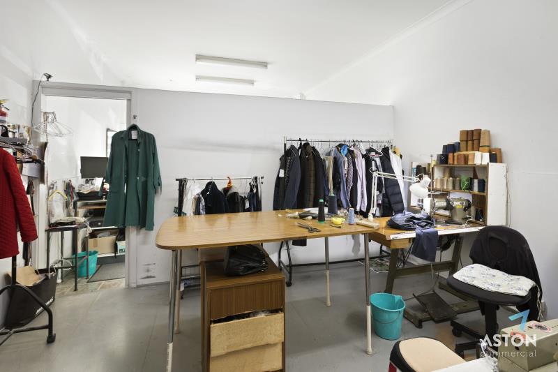 Click to view all images 271-275 Carlisle Street Balaclava VIC 3183 - Image 3