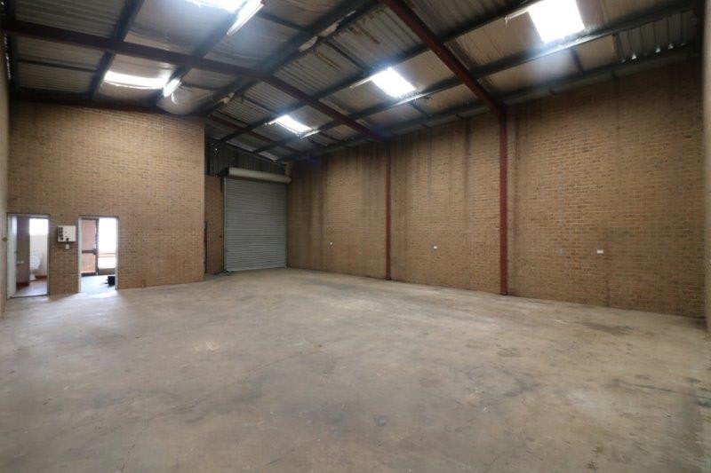 Click to view all images Unit 8/38-46 Barndioota Road Salisbury Plain SA 5109 - Image 2