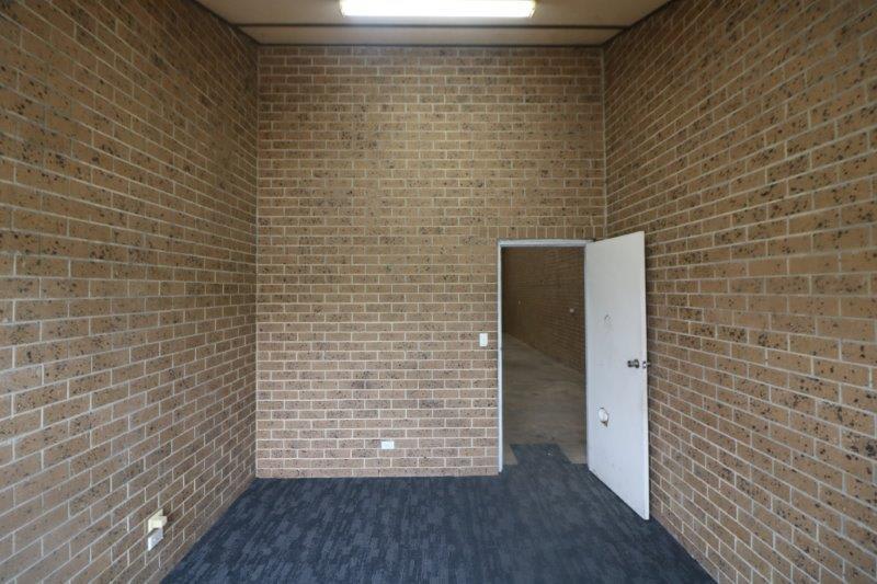 Click to view all images Unit 8/38-46 Barndioota Road Salisbury Plain SA 5109 - Image 3