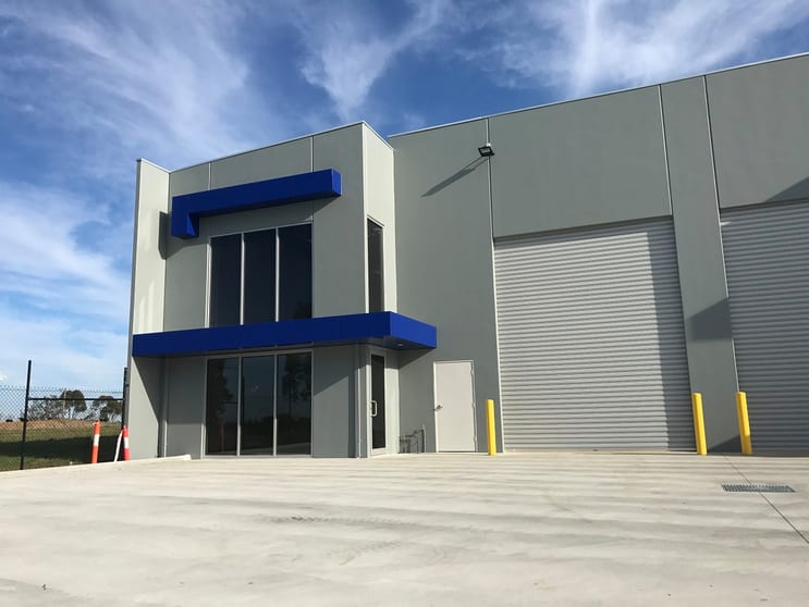 Click to view all images 1/9 Corporate Terrace Pakenham VIC 3810 - Image 2