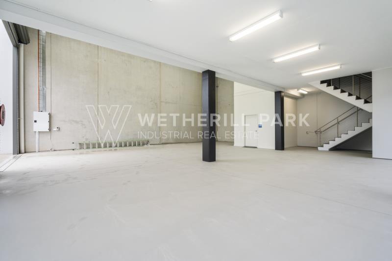 Click to view all images Warwick Farm NSW 2170 - Image 3