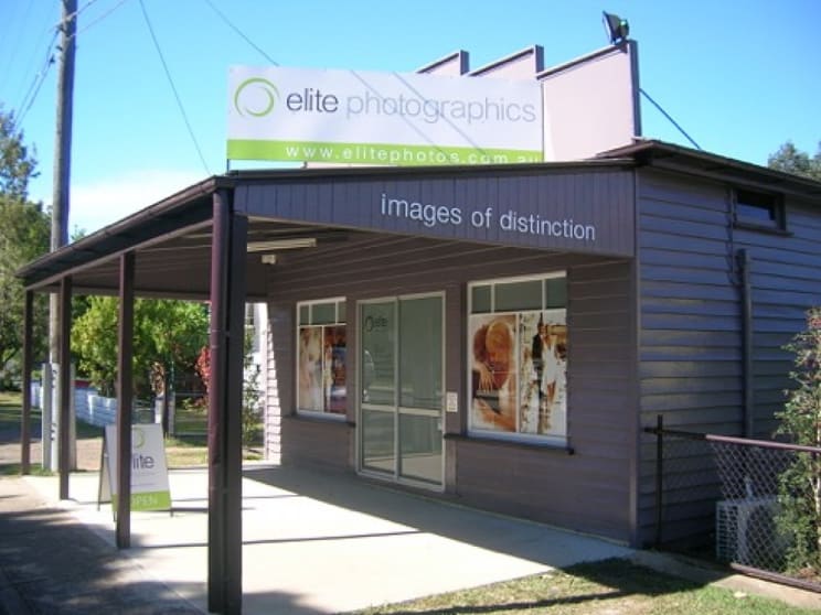 Click to view all images 25 Cecil Street Indooroopilly QLD 4068 - Image 3