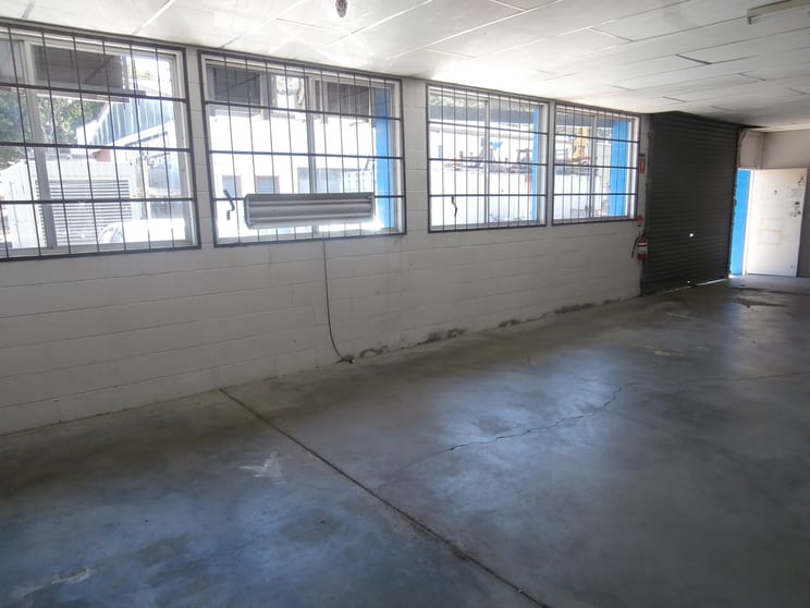 Click to view all images 6/8 Chrome Street Salisbury QLD 4107 - Image 2