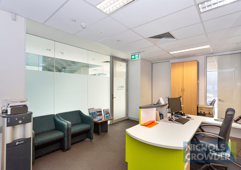 Click to view all images 1/342 South Road Hampton East VIC 3188 - Image 3