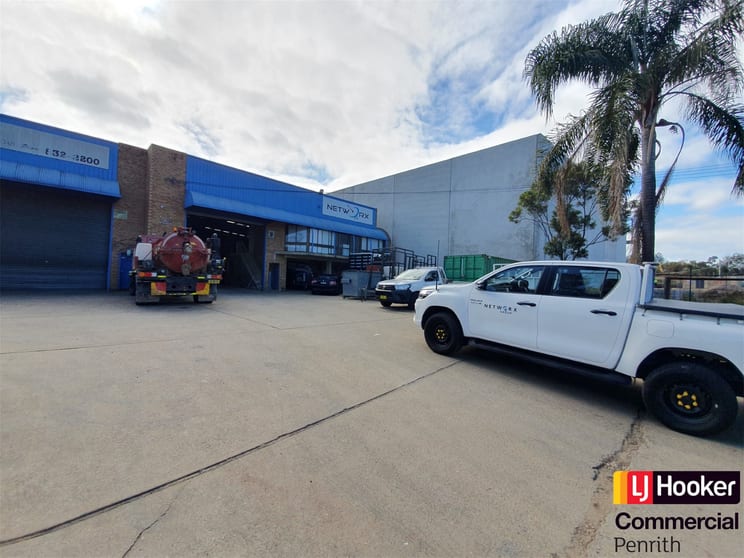 Click to view all images Minchinbury NSW 2770 - Image 1