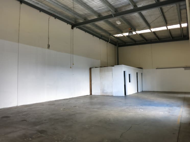 Click to view all images 1/32 Amcor St Campbellfield VIC 3061 - Image 2