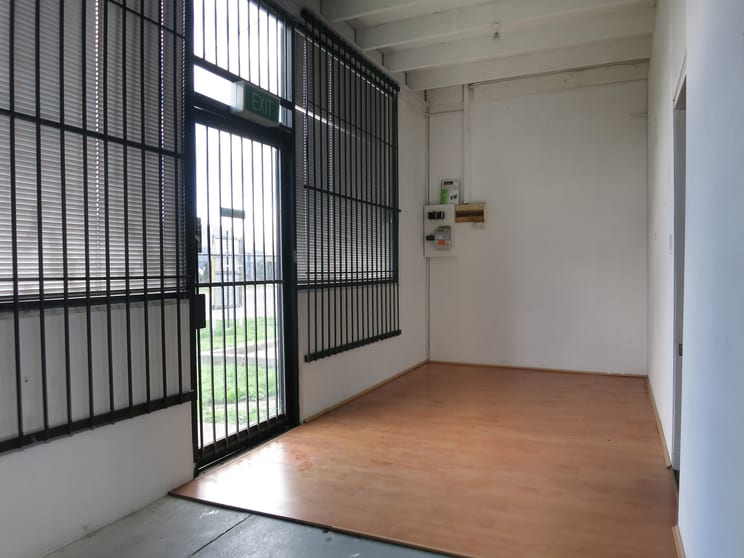 Click to view all images 1/32 Amcor St Campbellfield VIC 3061 - Image 3