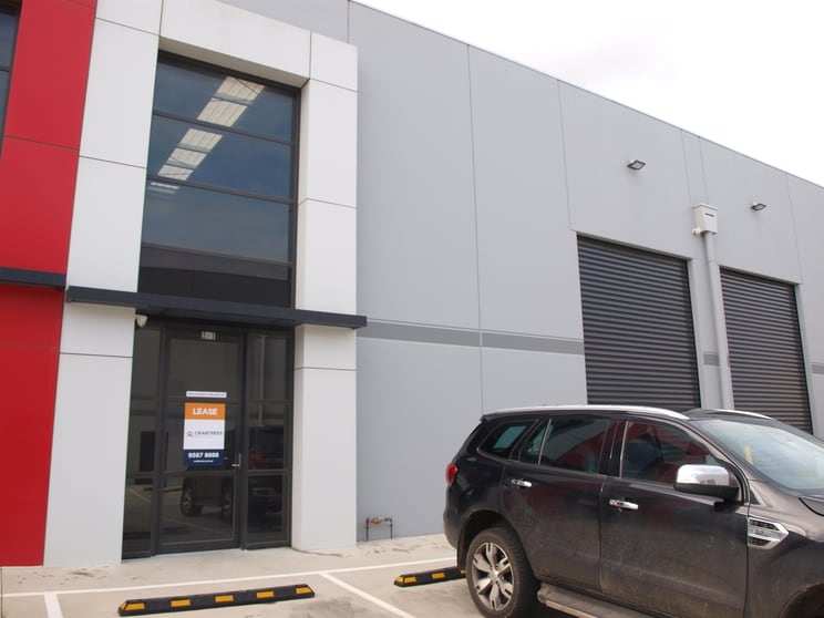 Click to view all images Unit 2/1 Latchford Street Cranbourne West VIC 3977 - Image 2