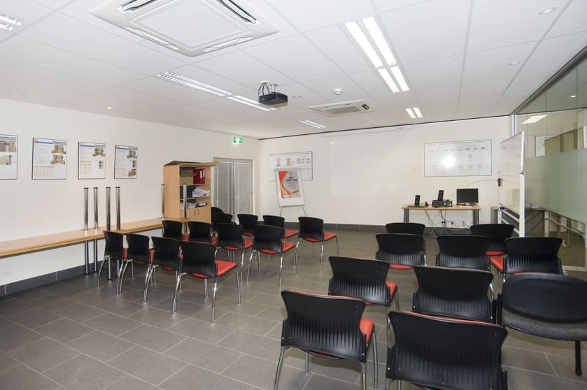 Click to view all images Ground Floor, 1/39 Davis Street Wingfield SA 5013 - Image 3
