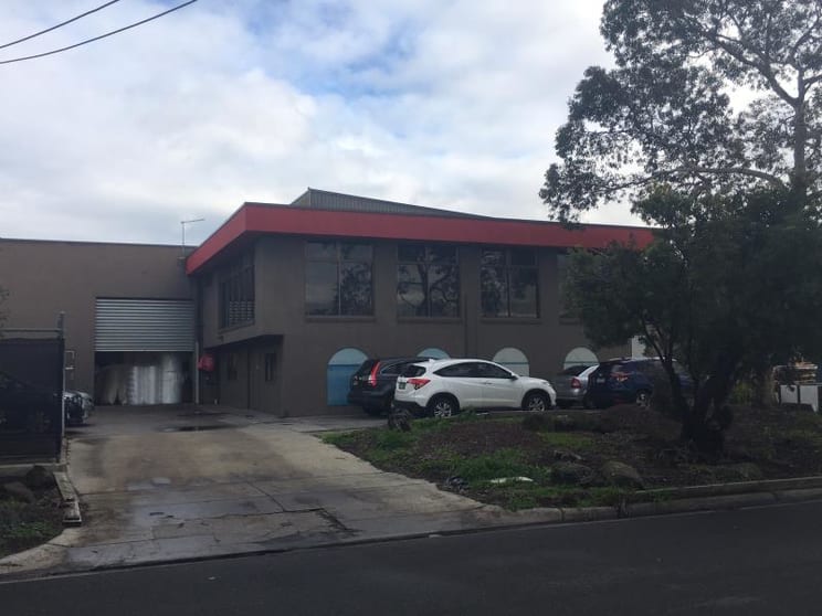 Click to view all images 6-8 Hall Street Braeside VIC 3195 - Image 2