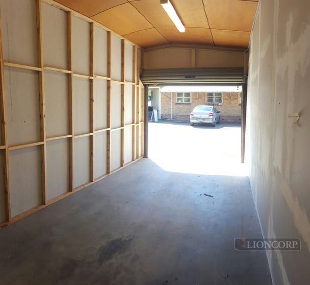 Click to view all images Yeerongpilly QLD 4105 - Image 2