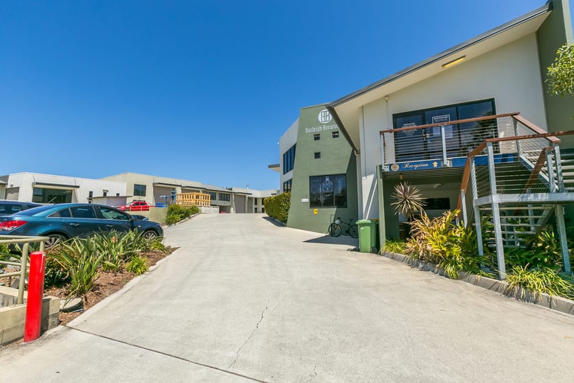 Click to view all images Unit 1/17A Ern Harley Dr Burleigh Heads QLD 4220 - Image 1