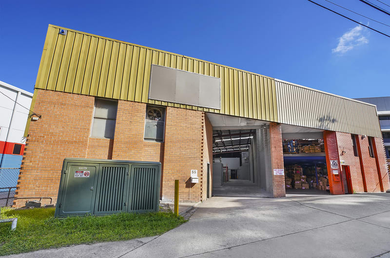 Click to view all images Unit 2/55 Salisbury Road Hornsby NSW 2077 - Image 1