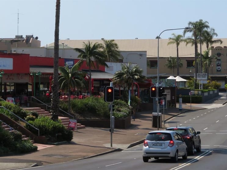 Click to view all images 1/2A Raymond Road Thirroul NSW 2515 - Image 3