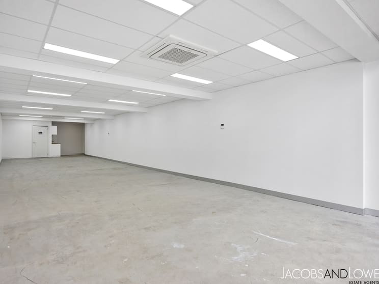 Click to view all images Ground Floor 1/211 Main Street Mornington VIC 3931 - Image 3