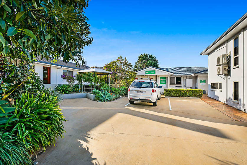 Click to view all images 136-140 Russell Street - Unit 6 Toowoomba City QLD 4350 - Image 2