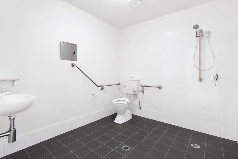 Click to view all images 5 - 7 Enterprise Close West Gosford NSW 2250 - Image 3