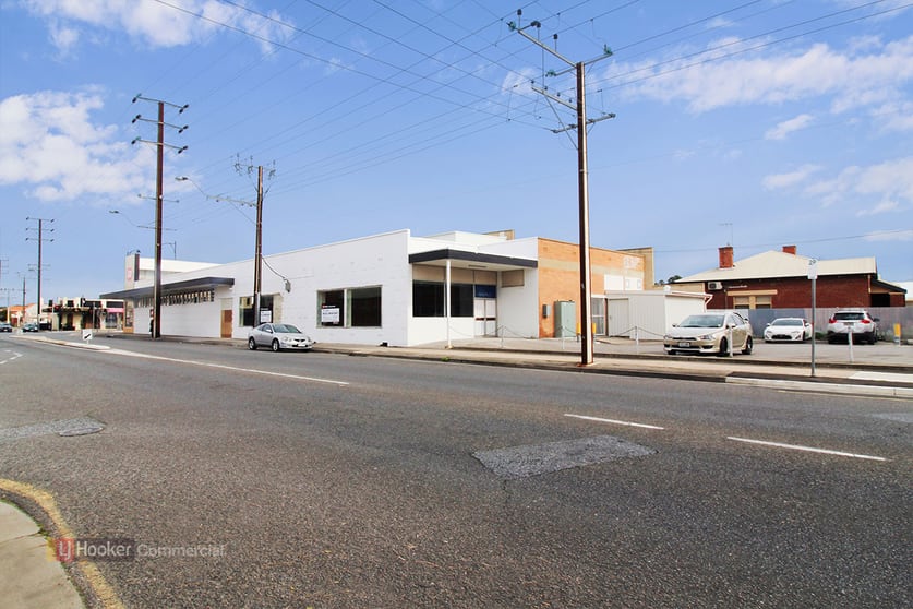 Click to view all images 2/51-53 Semaphore Road Semaphore SA 5019 - Image 3