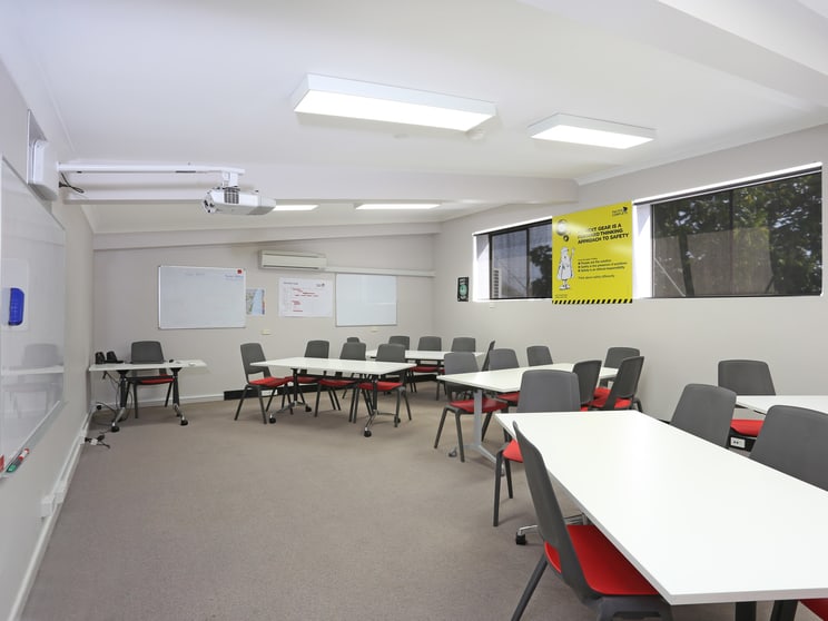Click to view all images Suite 3/77-79 Victoria Street Grafton NSW 2460 - Image 1