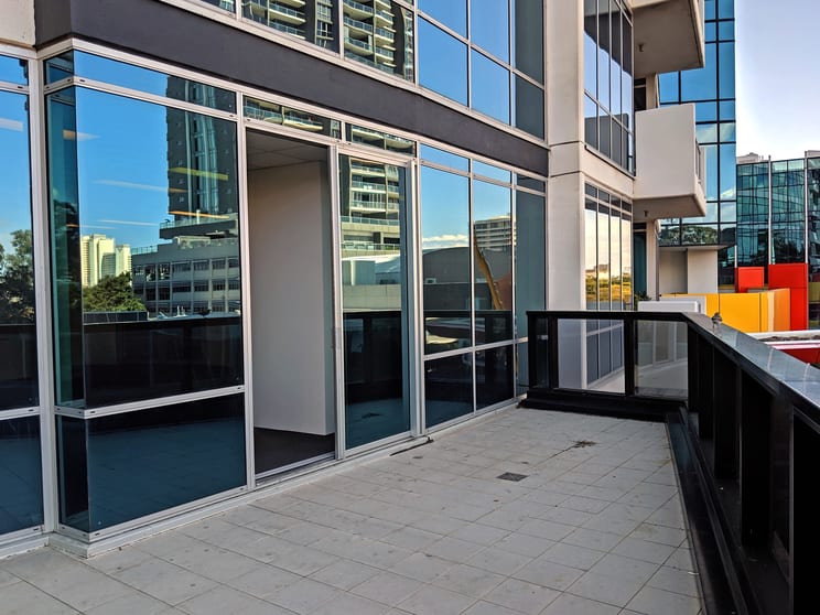 Click to view all images 2207/5 Lawson Street Southport QLD 4215 - Image 2
