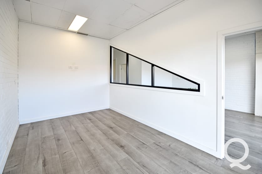 Click to view all images 5 NAPIER STREET Warragul VIC 3820 - Image 3