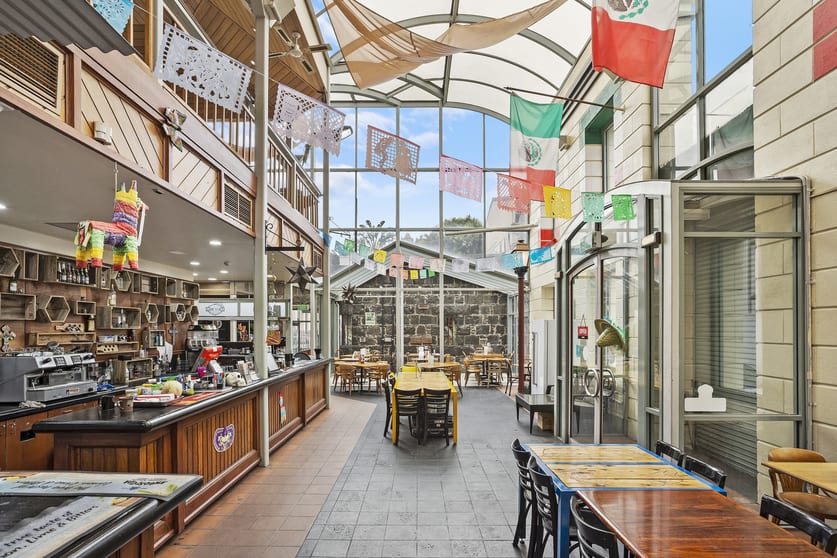 Click to view all images 99-101 Corio Street Geelong VIC 3220 - Image 2
