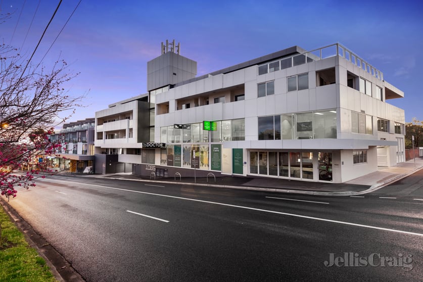 Click to view all images 2/1065 Heidelberg Road Ivanhoe VIC 3079 - Image 2