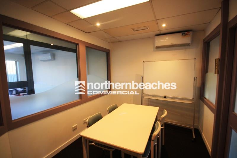 Click to view all images Newport NSW 2106 - Image 3