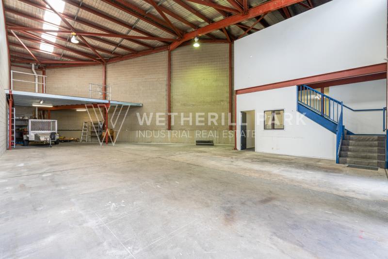 Click to view all images Smithfield NSW 2164 - Image 2