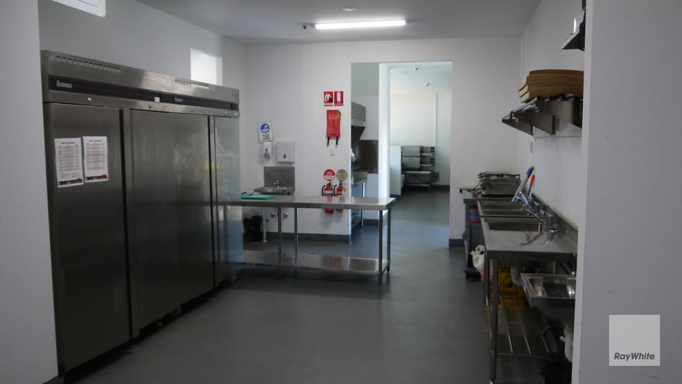 Click to view all images 2/5-7 Albany Forest Drive Albany Creek QLD 4035 - Image 3