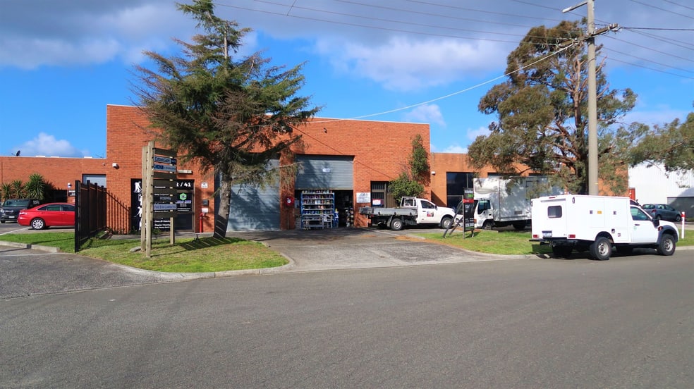 Click to view all images 1/41-43 Stephen Road Dandenong South VIC 3175 - Image 2