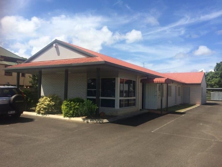 Click to view all images 66 Barolin Street Bundaberg Central QLD 4670 - Image 2