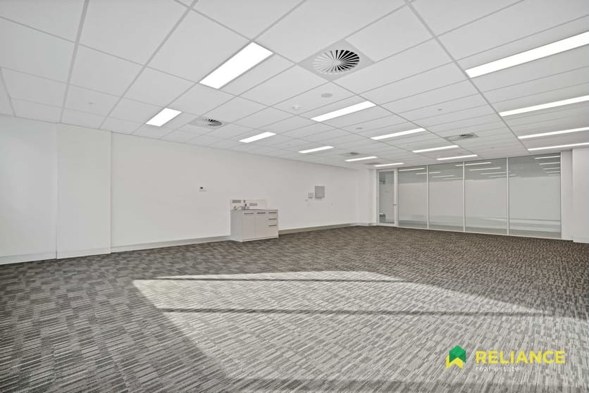 Click to view all images 315/111 Overton Road Williams Landing VIC 3027 - Image 3