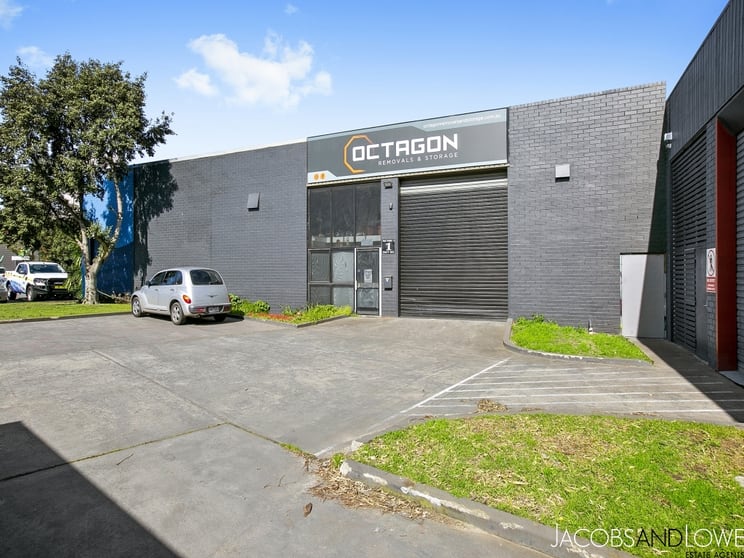 3/72 Yuilles Road Mornington VIC 3931 - Image 1